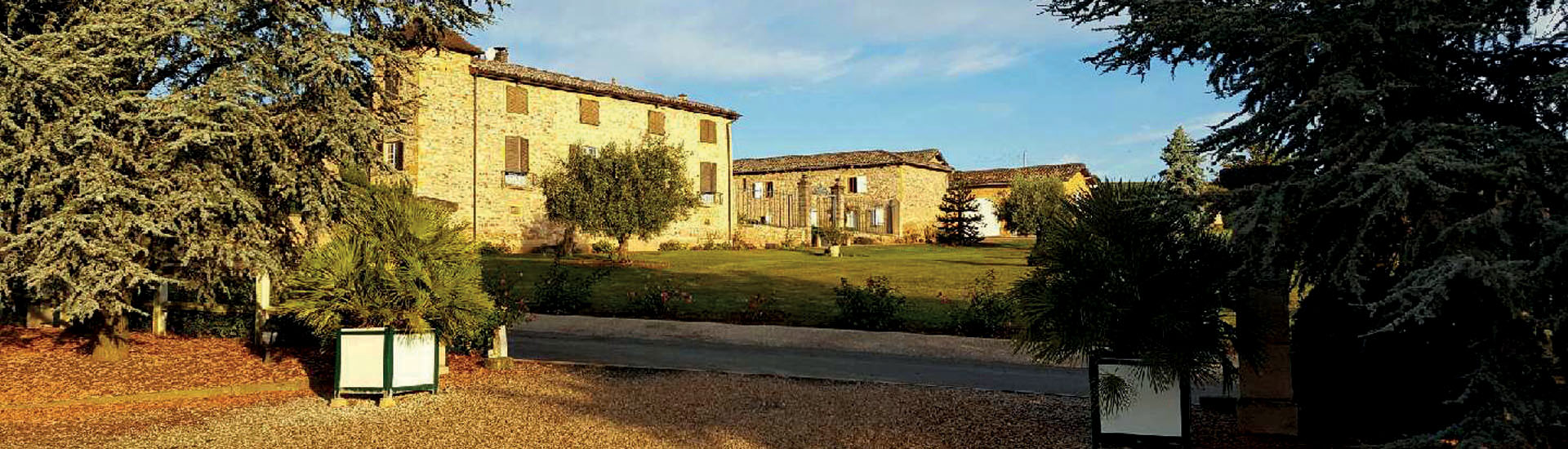 chateau cercy la tour